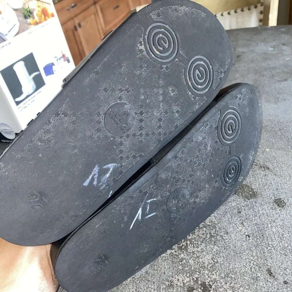 GUCCI Sandals Logo Slide Shoes Shower Sandals Pool Rubber Black Size 6